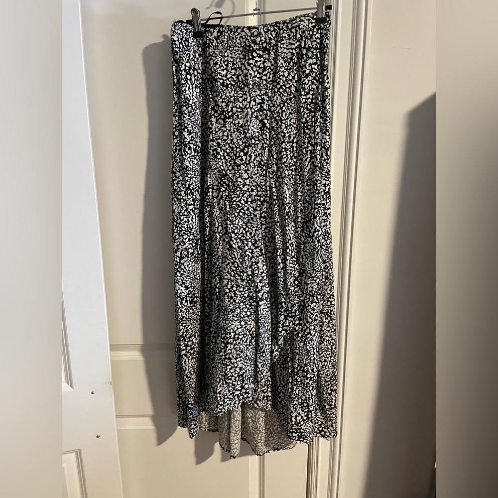 Midi skirt